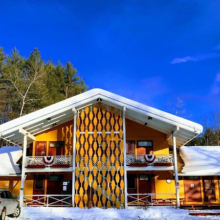 Snowdon Chalet Motel Londonderry Eksteriør bilde