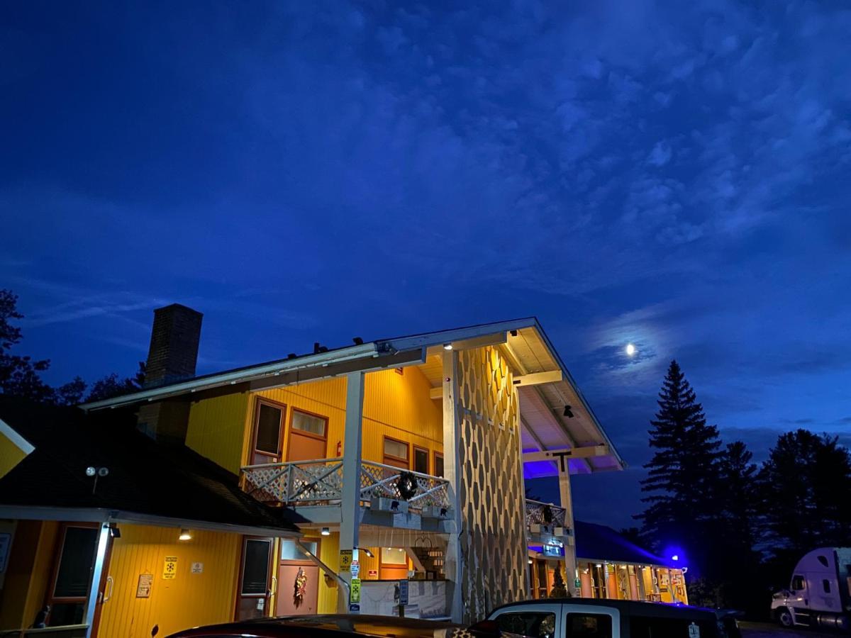 Snowdon Chalet Motel Londonderry Eksteriør bilde